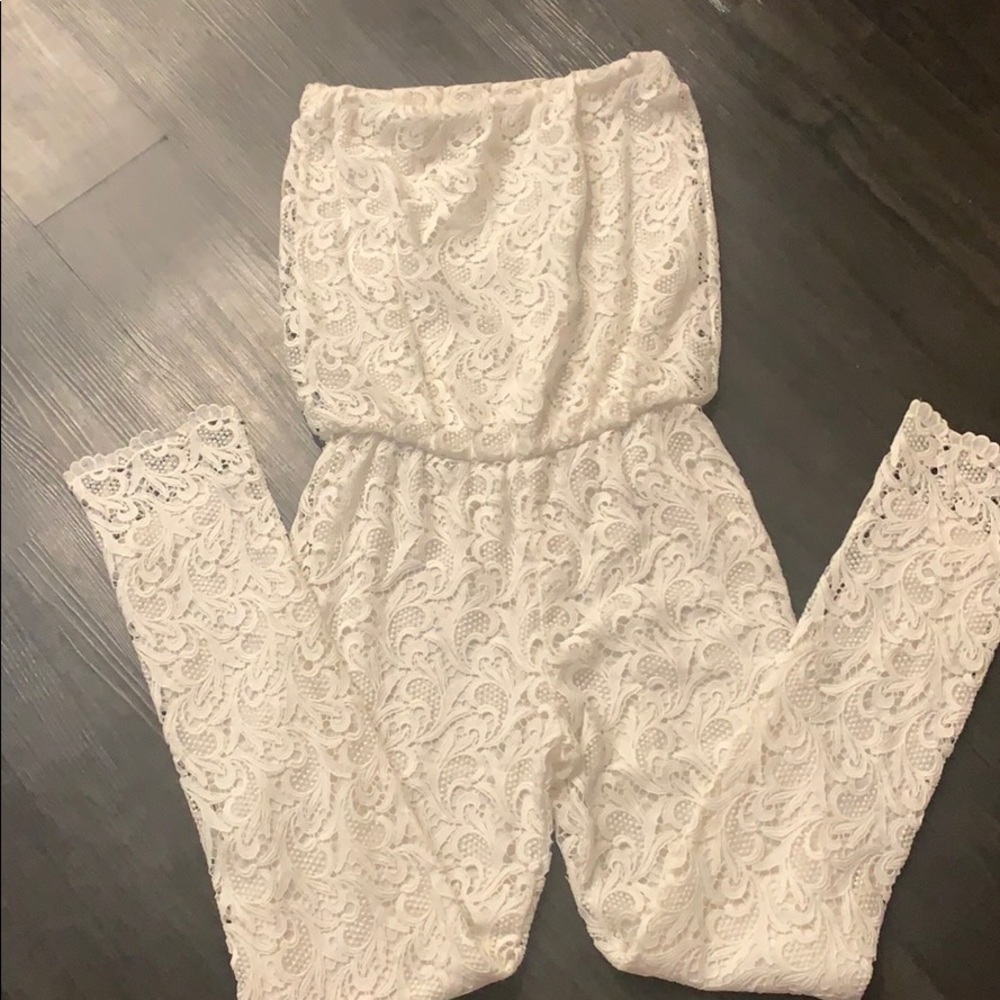 Long lace white rapper